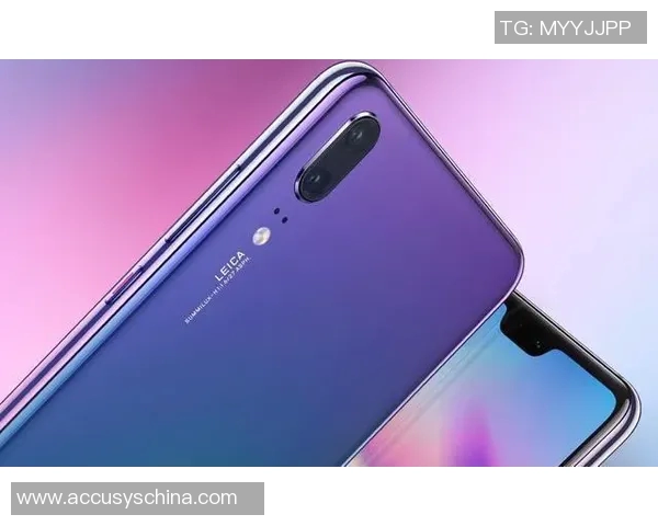 华为携手足球巨星打造震撼球场壁纸 彰显科技与体育完美融合