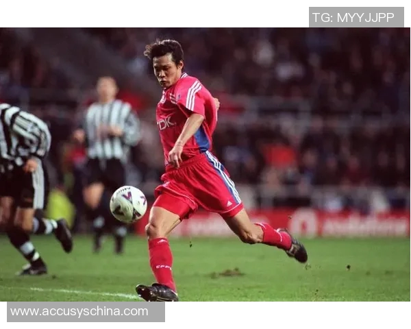 哪些足球明星因个人行为或场外风波让球迷产生厌恶情绪