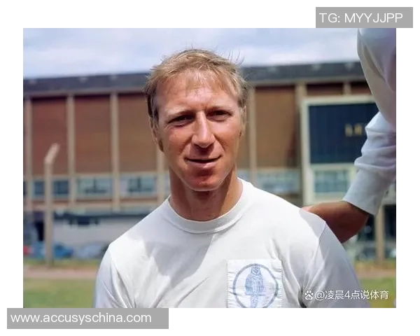 一生一队的足球传奇球星:从忠诚到荣耀的永恒足迹 一生一队的足球传奇球星:从忠诚到荣耀的永恒足迹